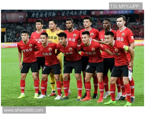 中超激战深圳佳兆业主场迎战山东鲁能全力争胜之战